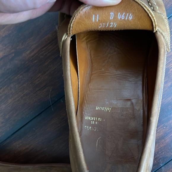 👞 Step into Timeless Elegance with Allen Edmonds Leather Newman Penny loafer! - Picture 4 of 4